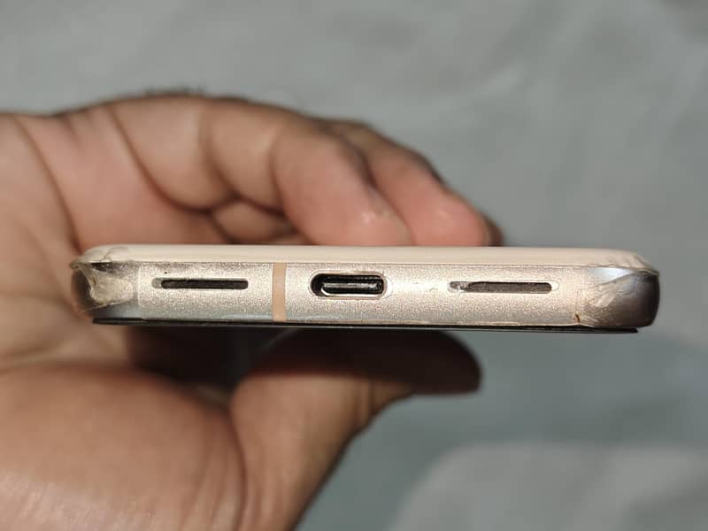 Google Pixel 8 2