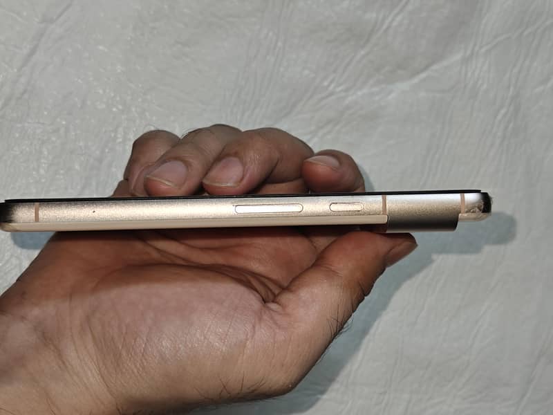 Google Pixel 8 5