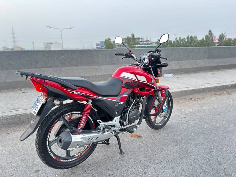 Cb150F 2