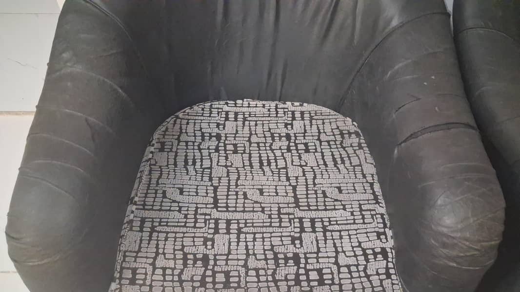 5 cane Sofa set 3