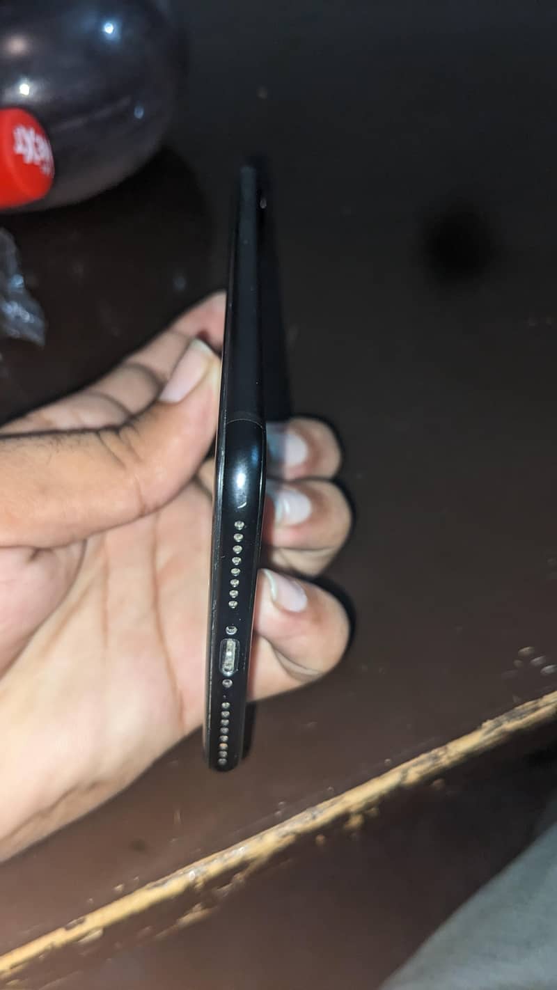 Apple iPhone 7 Plus 1