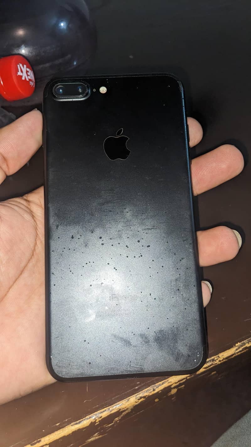 Apple iPhone 7 Plus 2