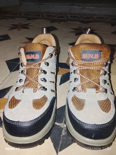 Brand New Steel Toe Safety Shoes – Size 43 – Imported from Ireland