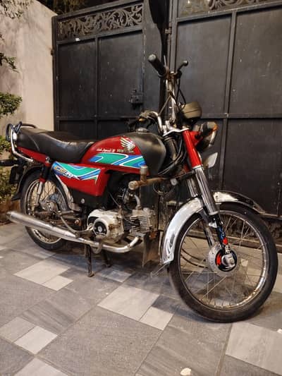 honda cd 70 (2018 model)