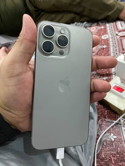 Apple iPhone 15 Pro Max
