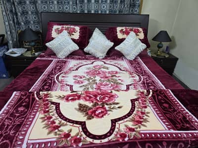 Silaj-Complete Wooden Double Bed Set with Foam, Side Tables & Dressing