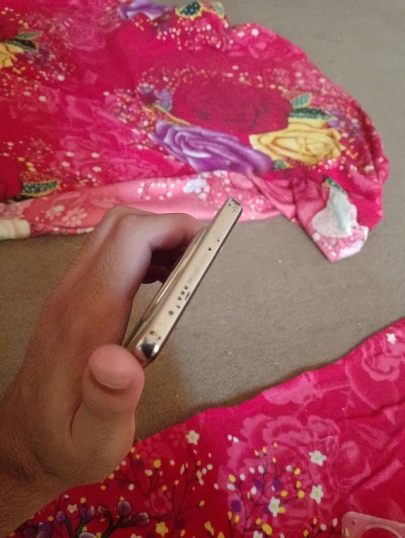 Tecno CAMON 30 5