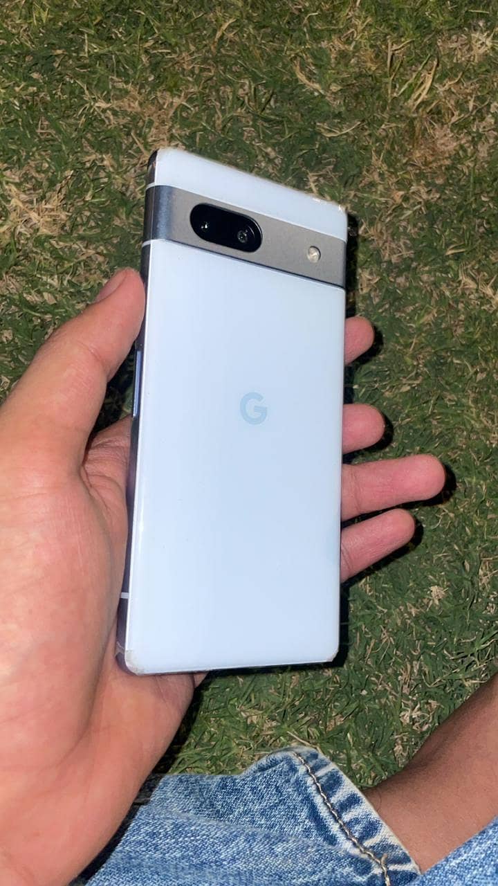 Google Pixel 7a 1