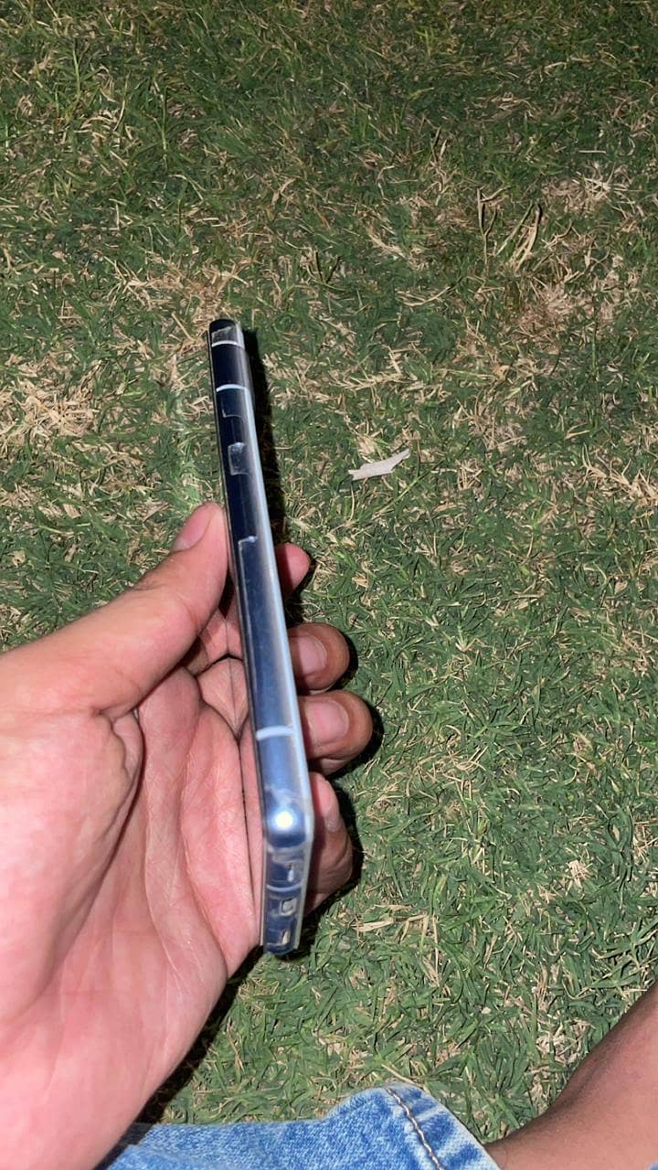 Google Pixel 7a 4