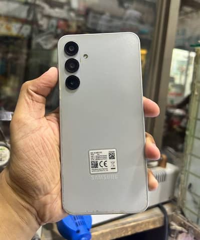 Samsung Galaxy A16 (8GB RAM / 256GB Storage) 10 by 10 Condition.