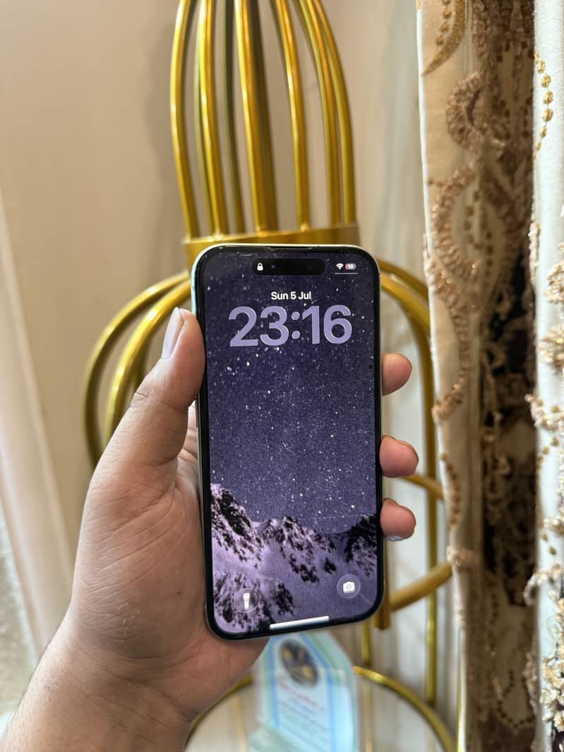Apple iPhone 15 0
