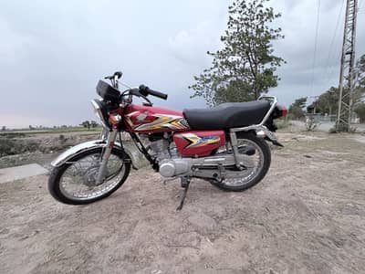 Honda 125 2025 model num lgny wala zero scratches