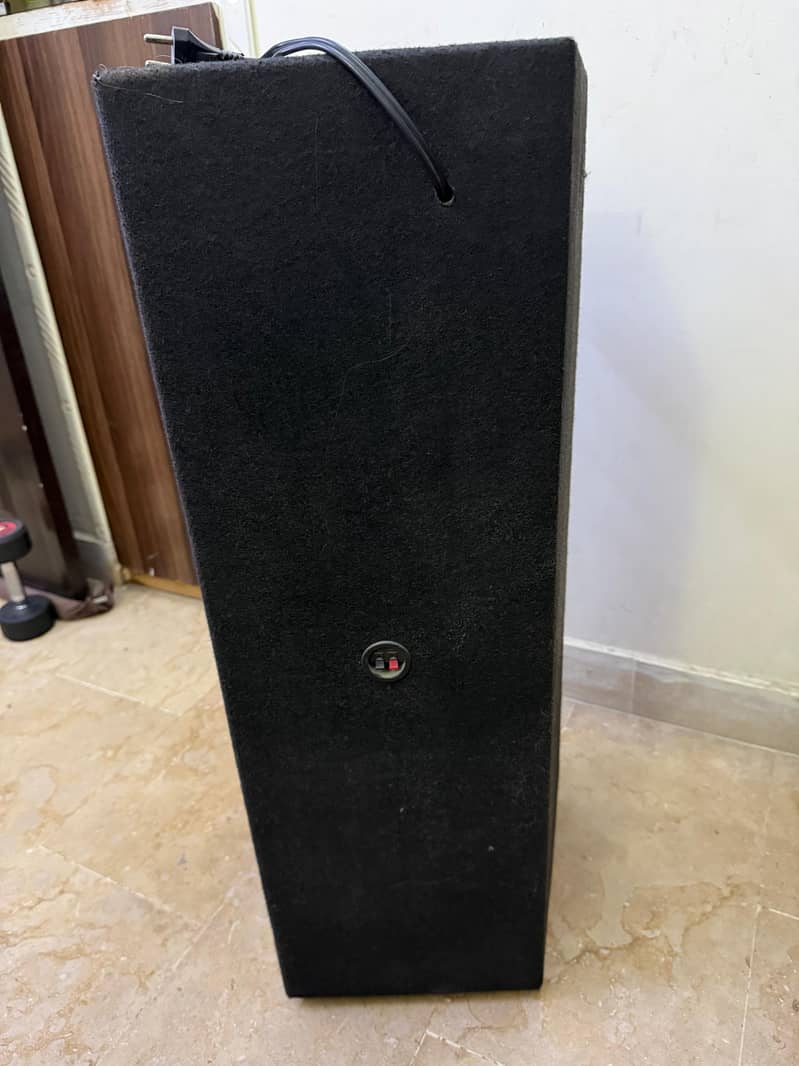 D Max Bluetooth speaker 2