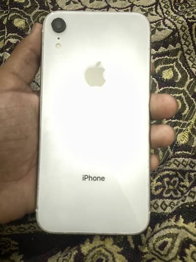 Apple iPhone XR