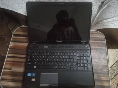 Toshiba laptop (dead)