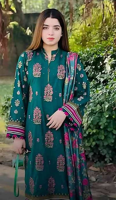 Dr Madiha 