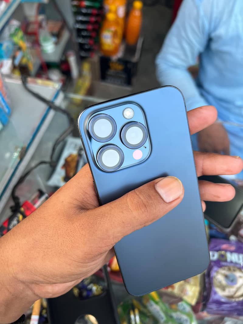 iphone 15 pro 4