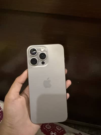 Apple iPhone 15 Pro Max