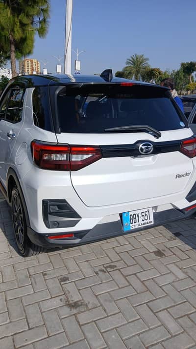 Daihatsu Rocky 2020
