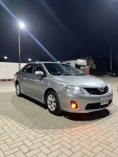 Toyota Corolla Altis 2013