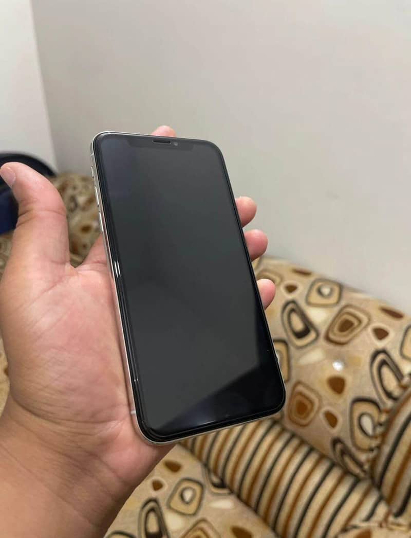 Apple iPhone X 1