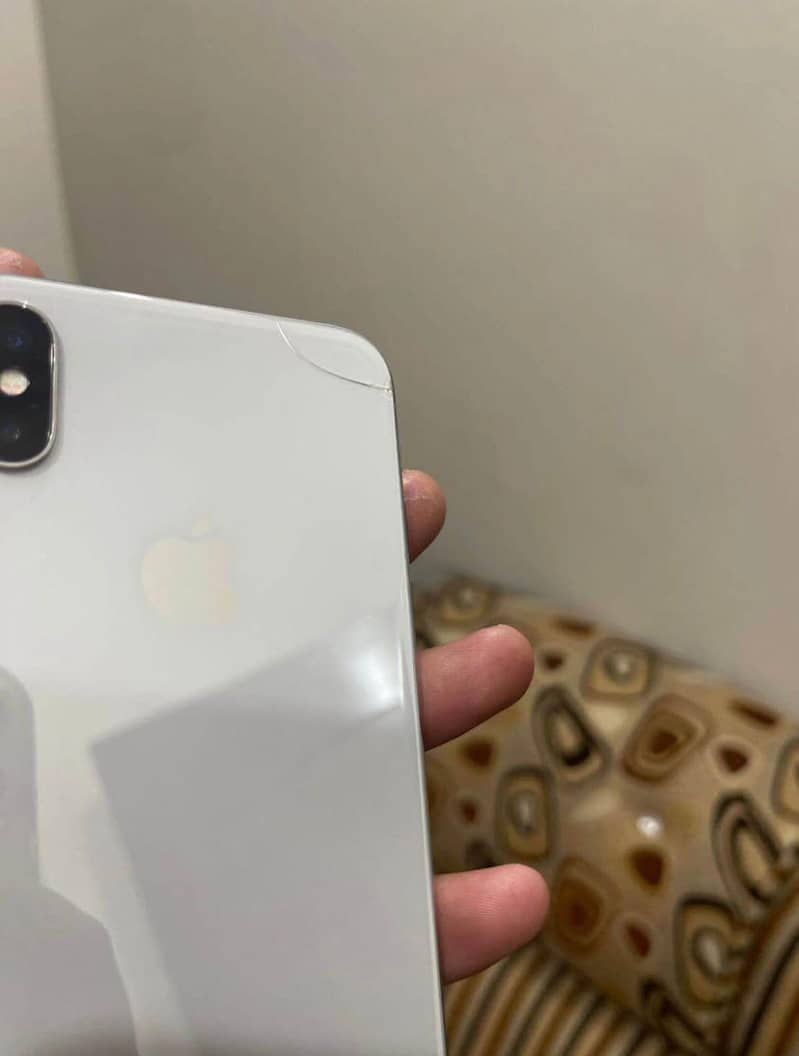 Apple iPhone X 2
