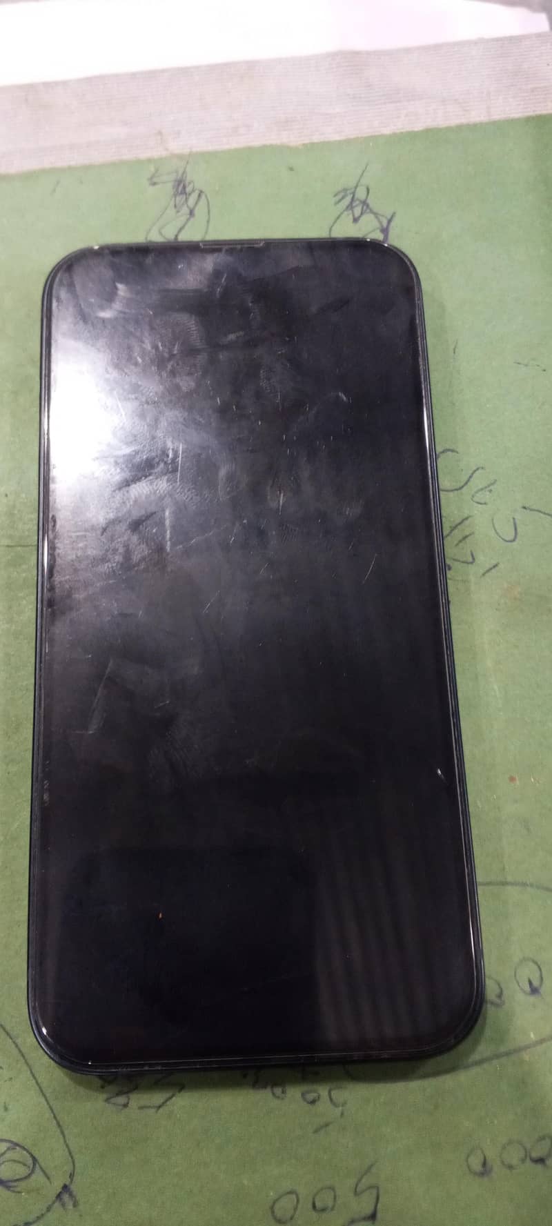 Apple iPhone 13 1