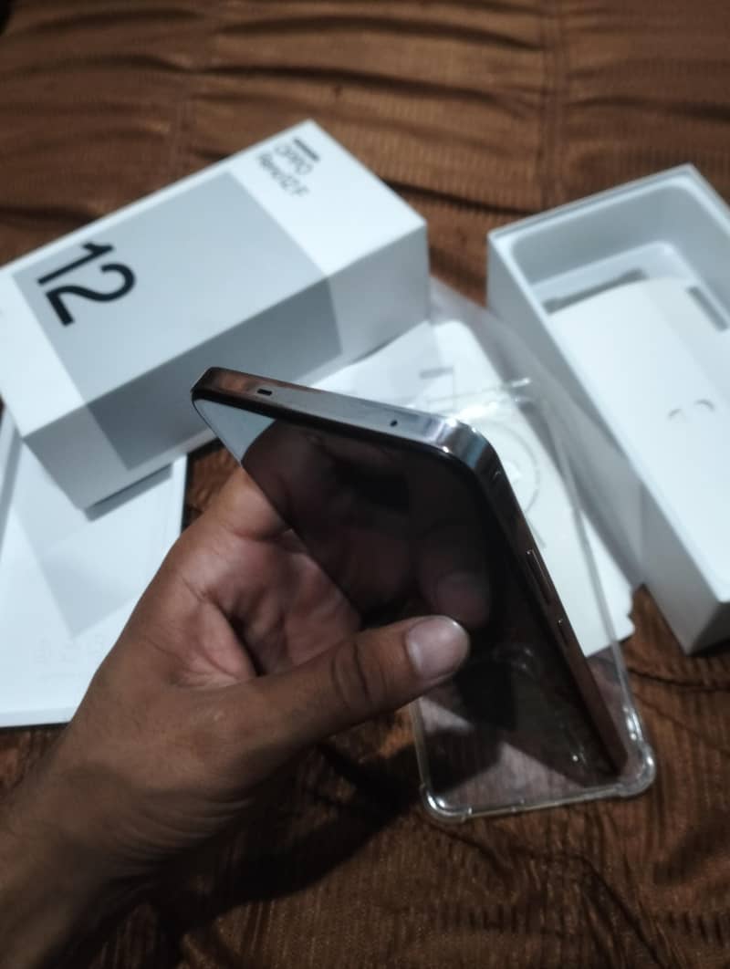 OPPO Reno 12F 2