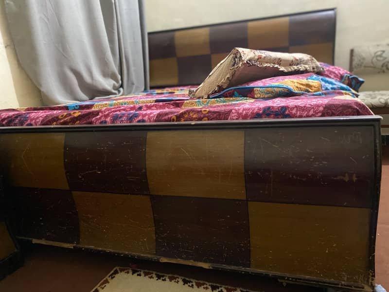 Double Bed WIth Dessing 1