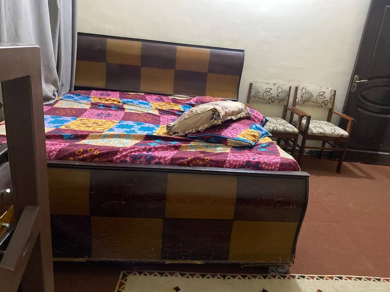 Double Bed WIth Dessing 3