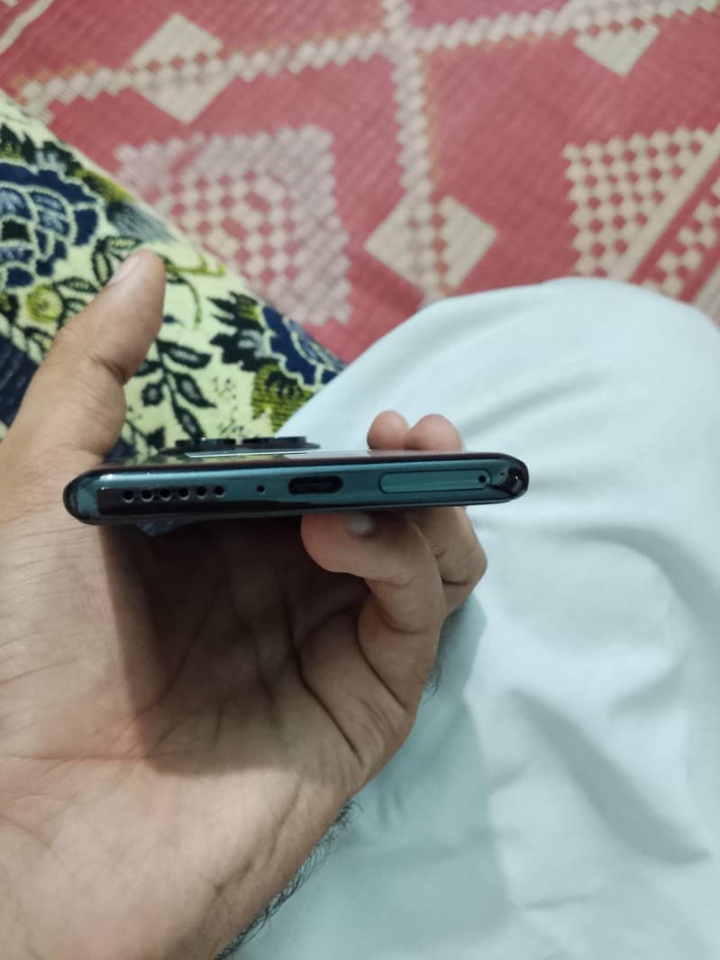 Xiaomi Redmi Note 14 Pro 1
