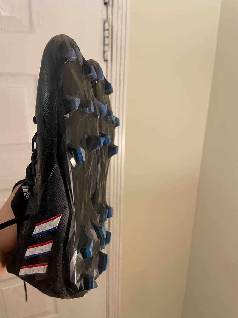 Adidas black Predator (Studs) 2