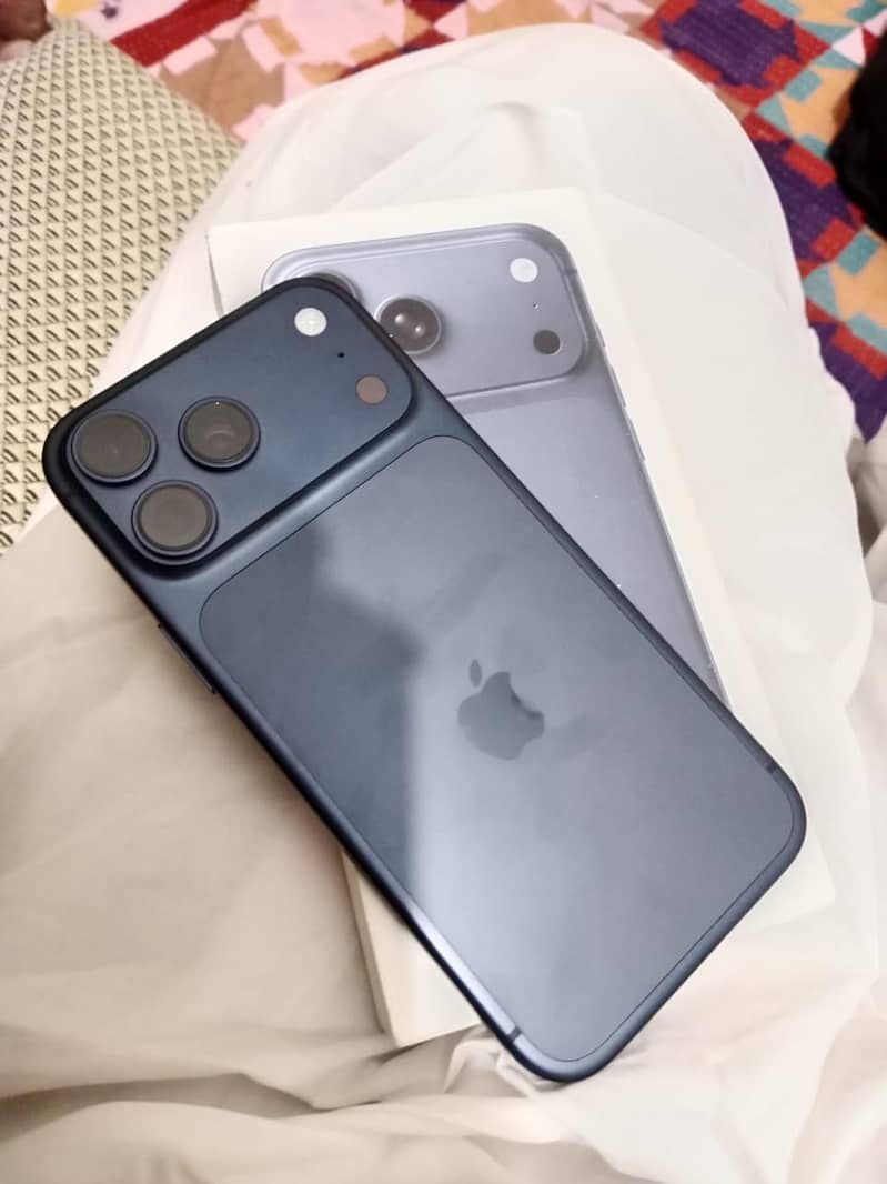 Apple iPhone 17 Pro Max 2