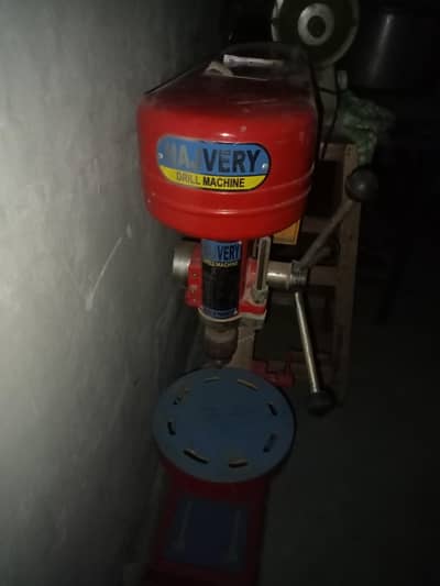pedestal drill machine