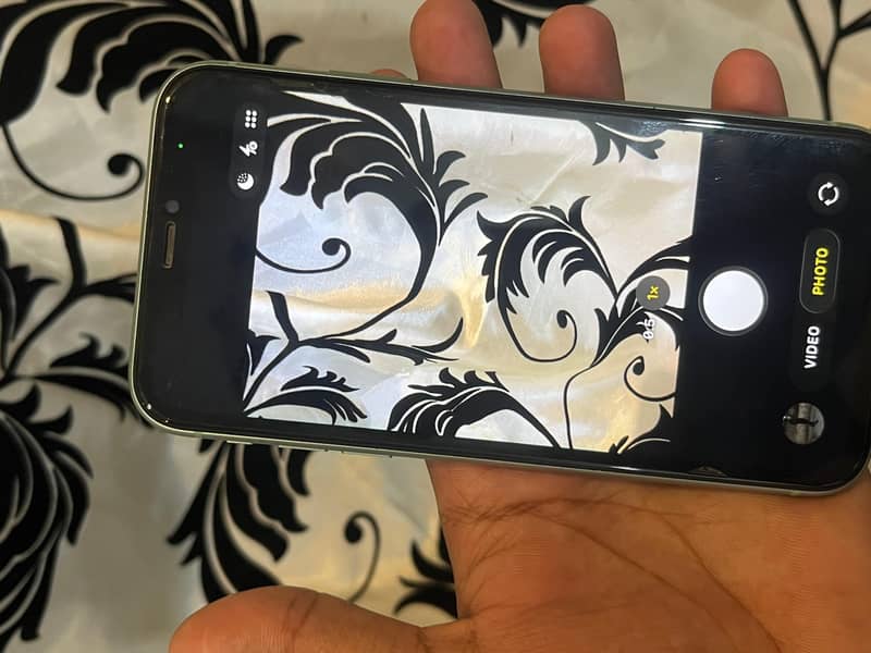 Apple iPhone 11 9