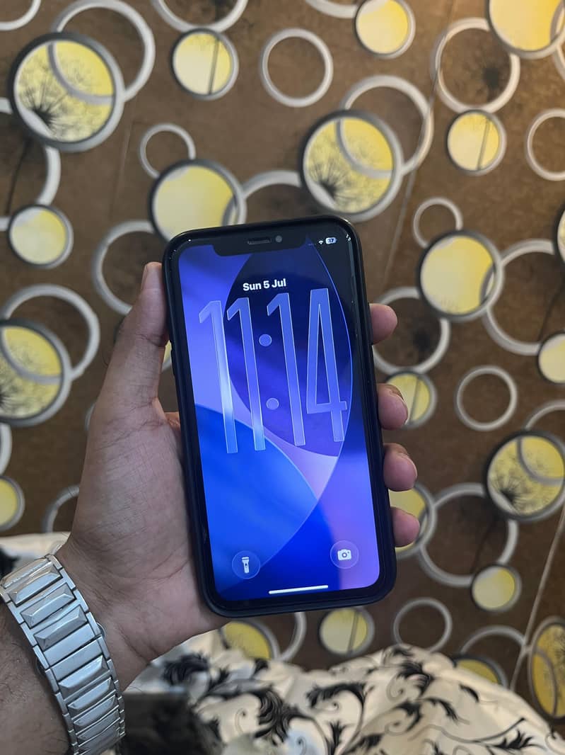 Apple iPhone 11 11