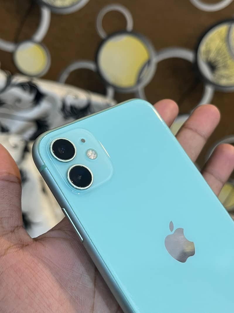 Apple iPhone 11 13