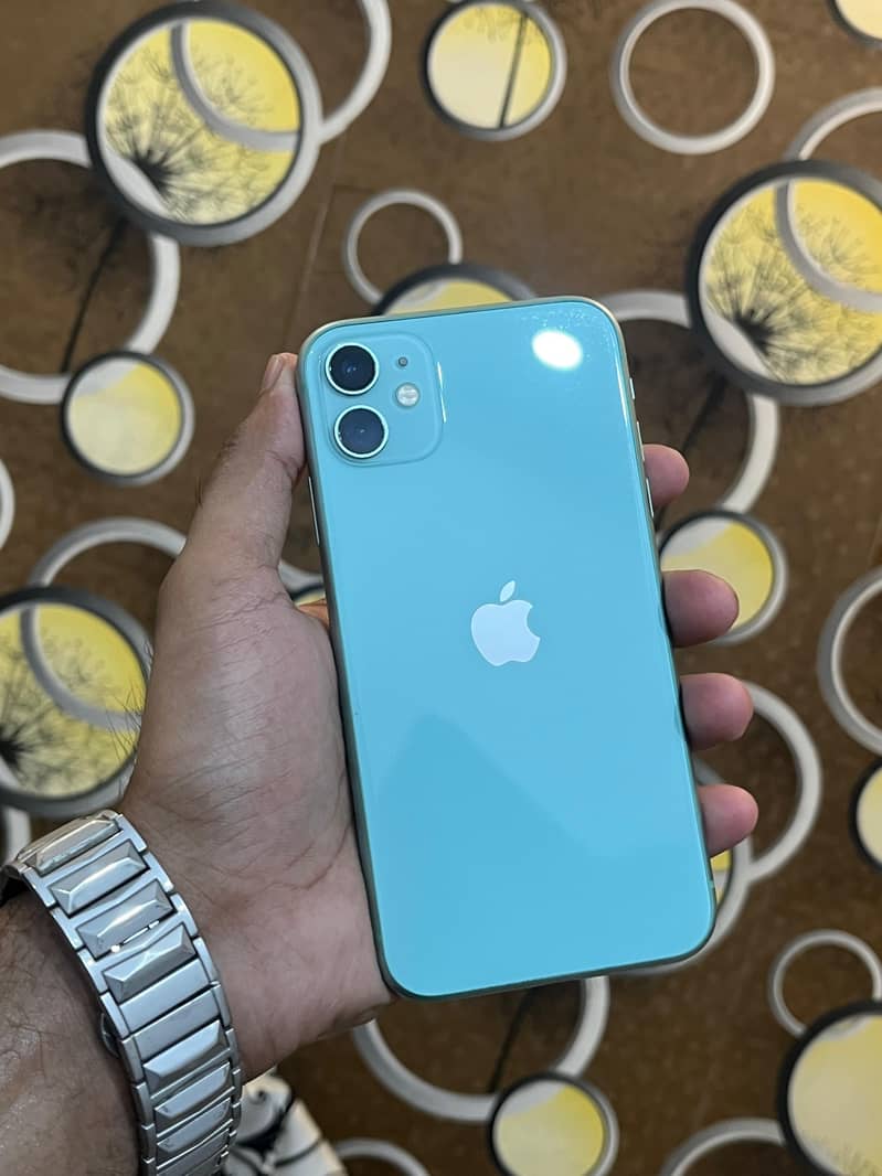 Apple iPhone 11 15
