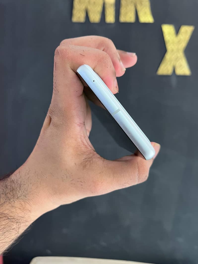 Google Pixel 7 3