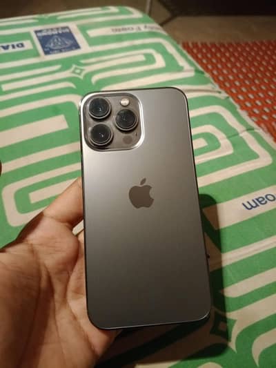 Apple iPhone 13 Pro