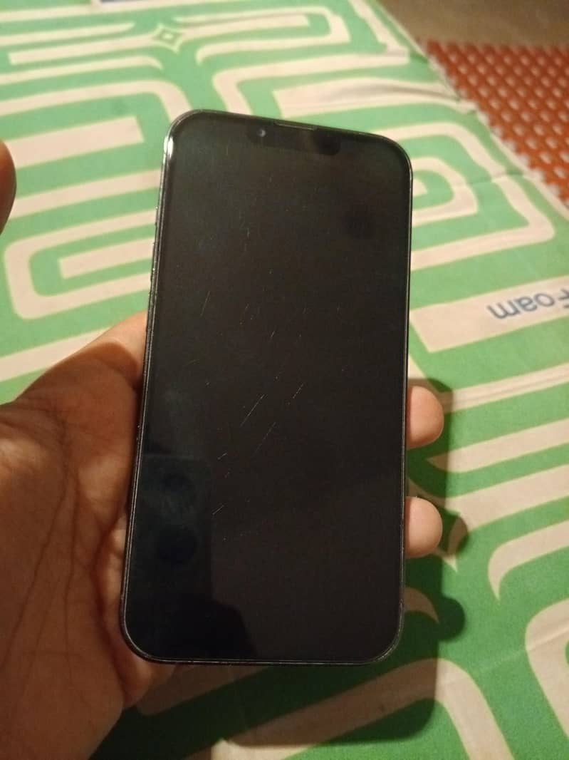 Apple iPhone 13 Pro 1