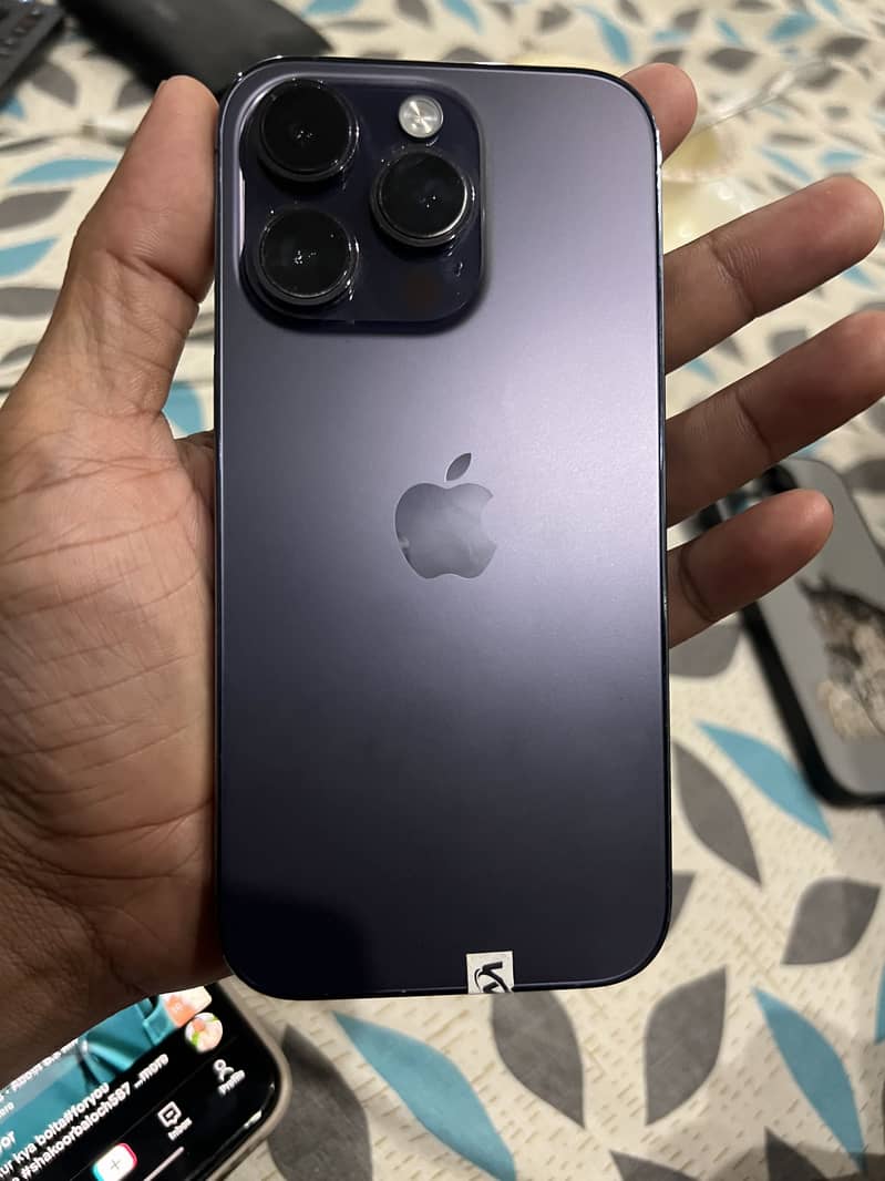 Apple iPhone 14 Pro 3