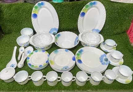 MARBAL DINNER SET IN BLUE CIRCLE DESIGN