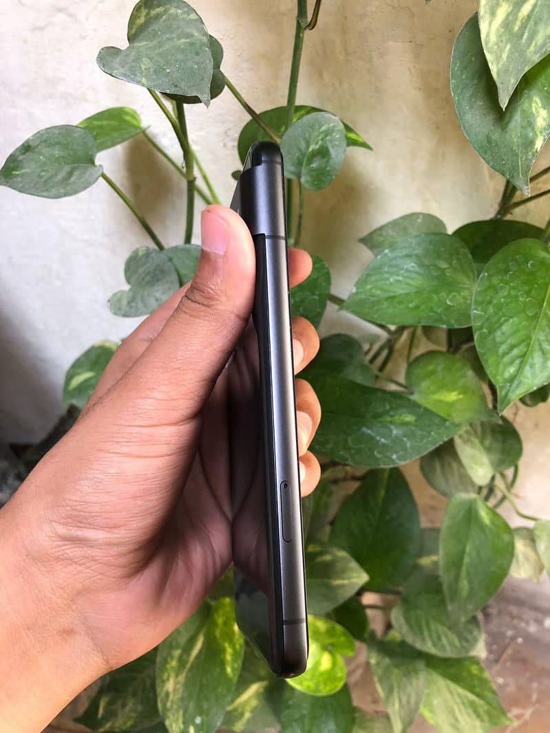 Google Pixel 8 2