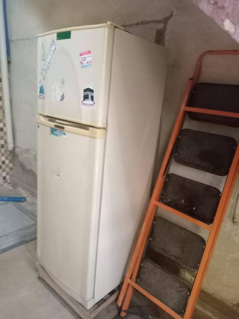 refrigerator 6