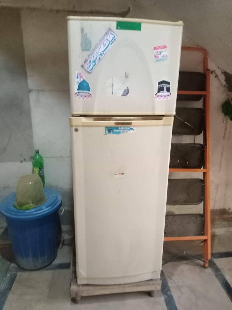refrigerator 8