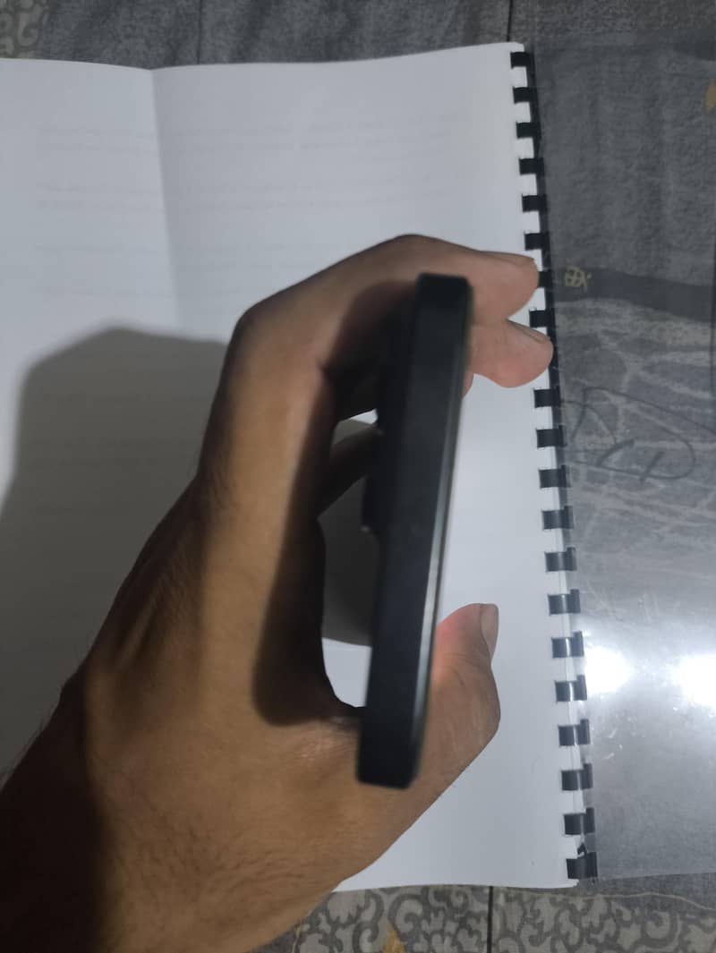Apple iPhone 15 Pro Max 1