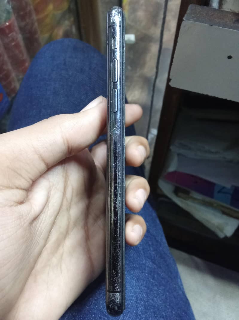 Apple iPhone X 1