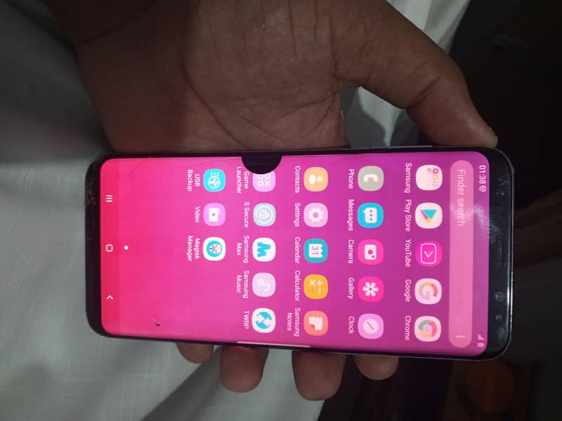 Samsung Mobile S8 Plus 3