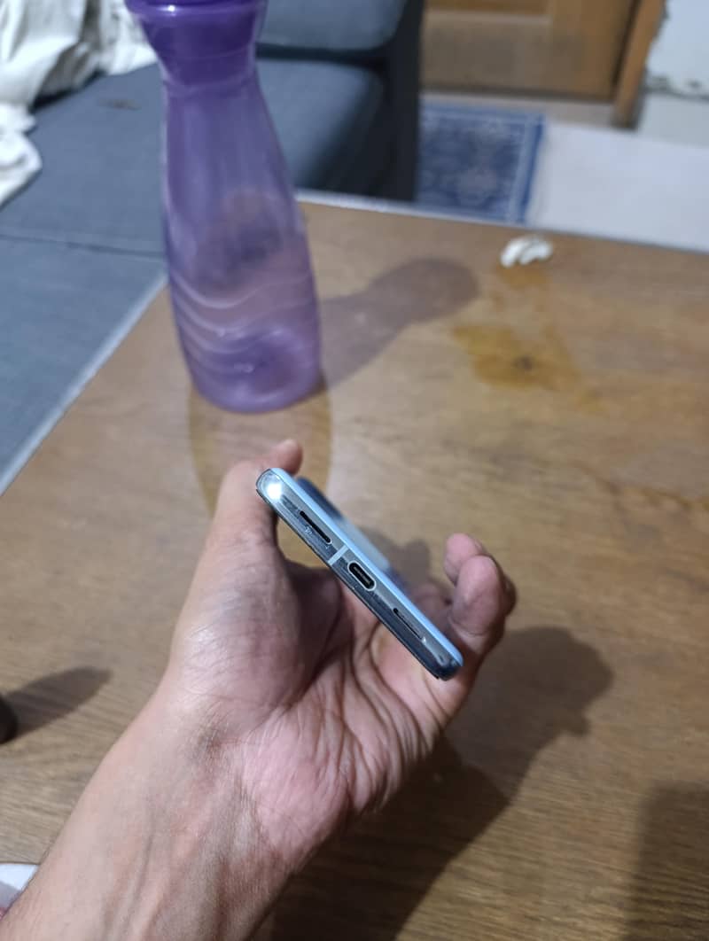 Google Pixel 8 Pro 4